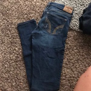 Blue Jeans ( Hollister Skinny )
